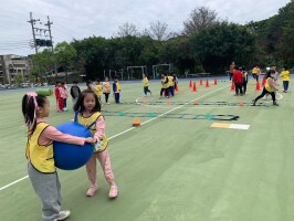 幼兒園3月份班群大肌肉活動:1