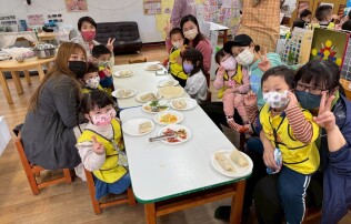 幼兒園親子活動-學習區體驗、動手包潤餅:8課程活動56_0