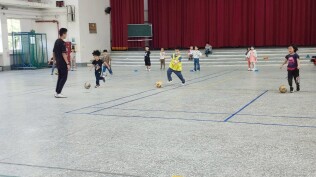 幼兒園足球教練入園指導:LINE_ALBUM_2025416_250417_5